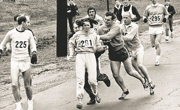 Истории великих женщин: Катрин Швитцер - первая женщина в Бостонском марафоне